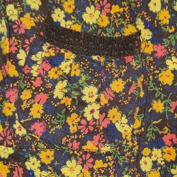 Fire Floral Tanktop Earthtones Medium - Picture 3 of 10